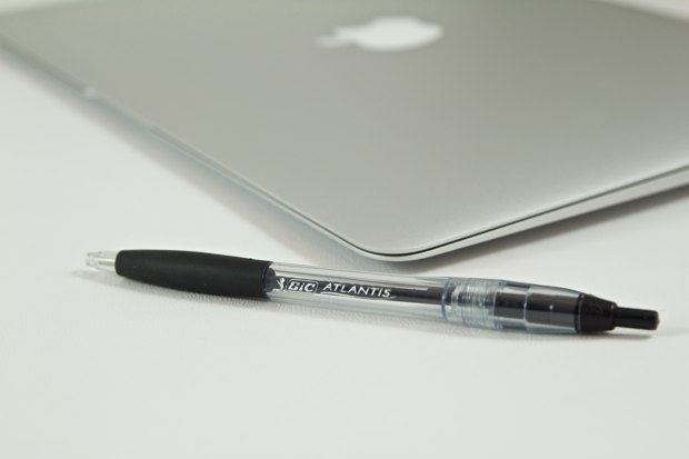 20101104_MacBook-Air-%20010