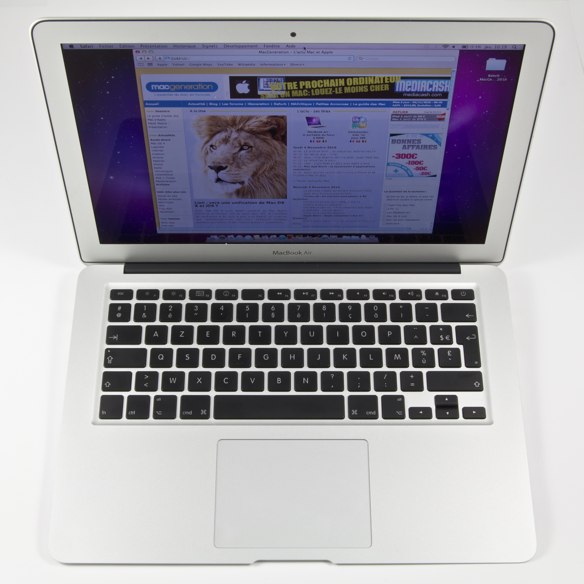 20101104_MacBook-Air-%20014