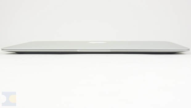 02082011_MacBook-Air-11-2011-Core-i5_P8024220